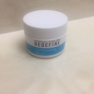 Rodan & Fields lip renewing serum